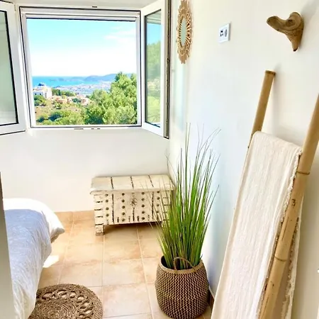 Holiday home Montgo